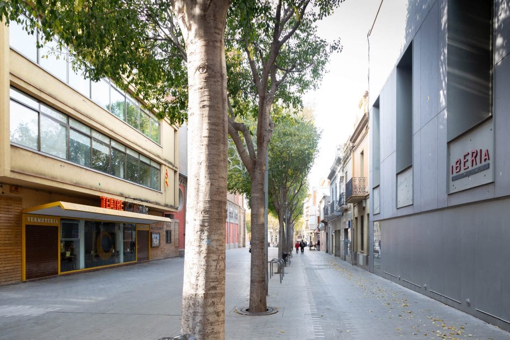 El Carrer Dels Tres Cinemes